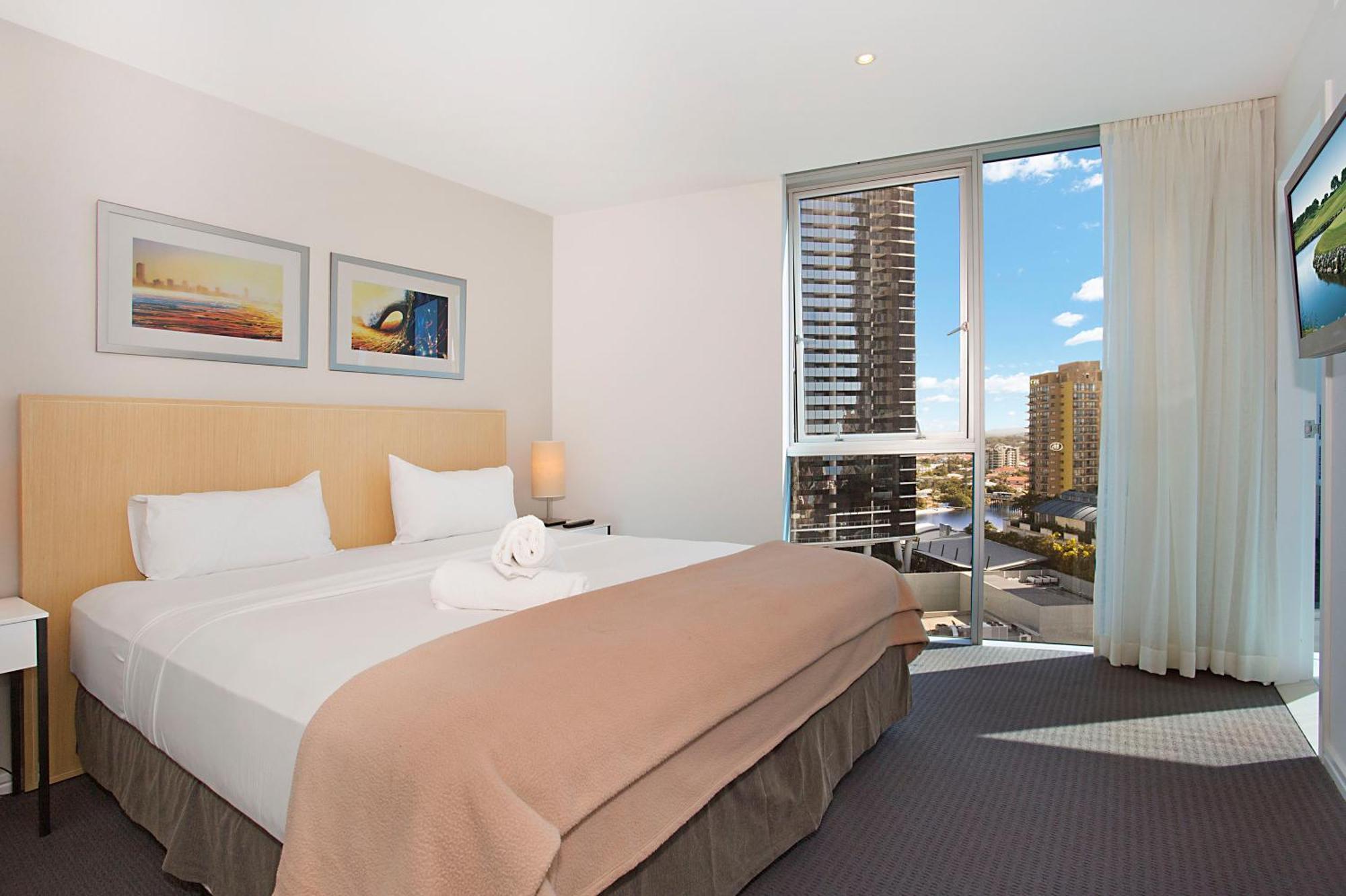 Number 1 H Residences - Wifi, Parking & More By Gold Coast Holidays Exterior photo