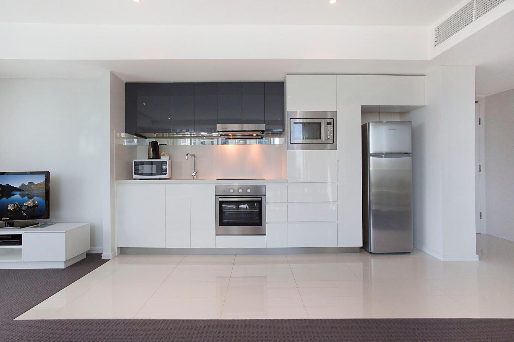 Number 1 H Residences - Wifi, Parking & More By Gold Coast Holidays Exterior photo