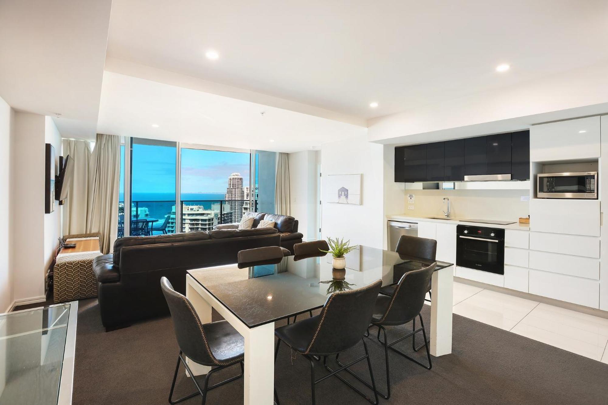 Number 1 H Residences - Wifi, Parking & More By Gold Coast Holidays Exterior photo
