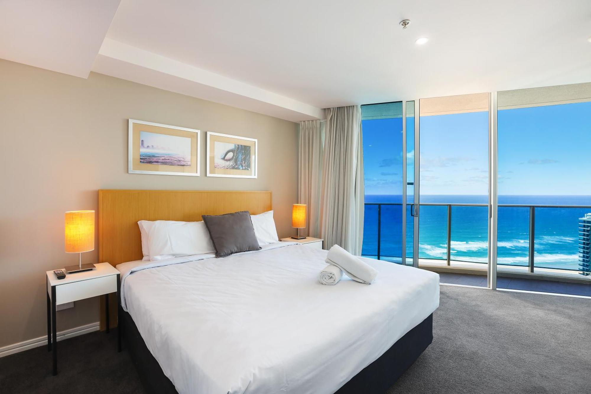 Number 1 H Residences - Wifi, Parking & More By Gold Coast Holidays Exterior photo