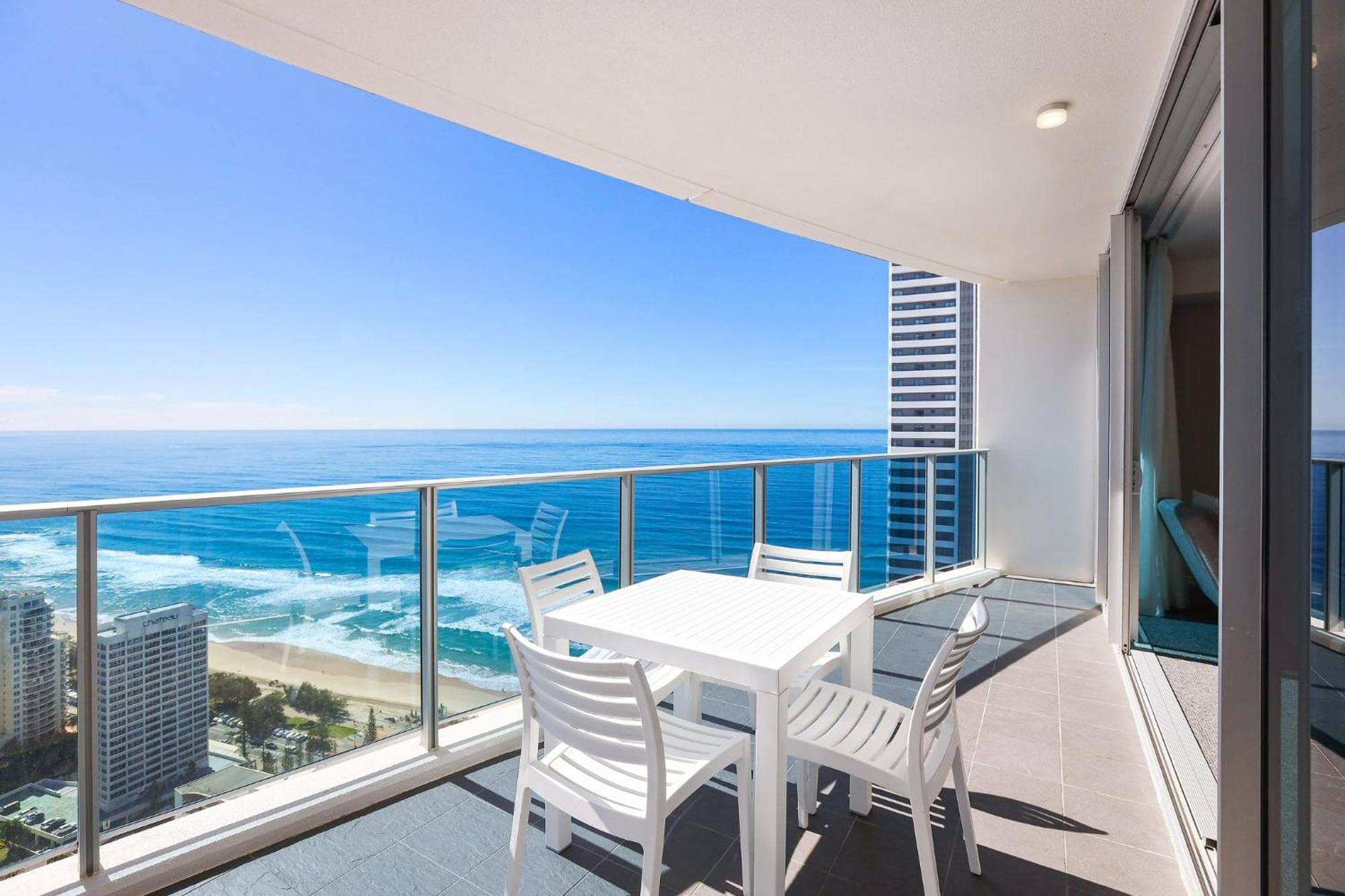 Number 1 H Residences - Wifi, Parking & More By Gold Coast Holidays Exterior photo