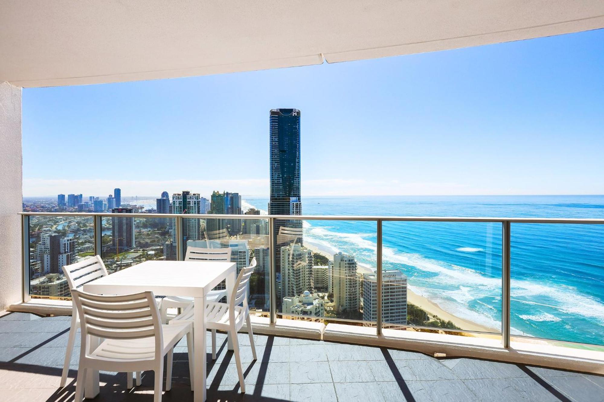 Number 1 H Residences - Wifi, Parking & More By Gold Coast Holidays Exterior photo